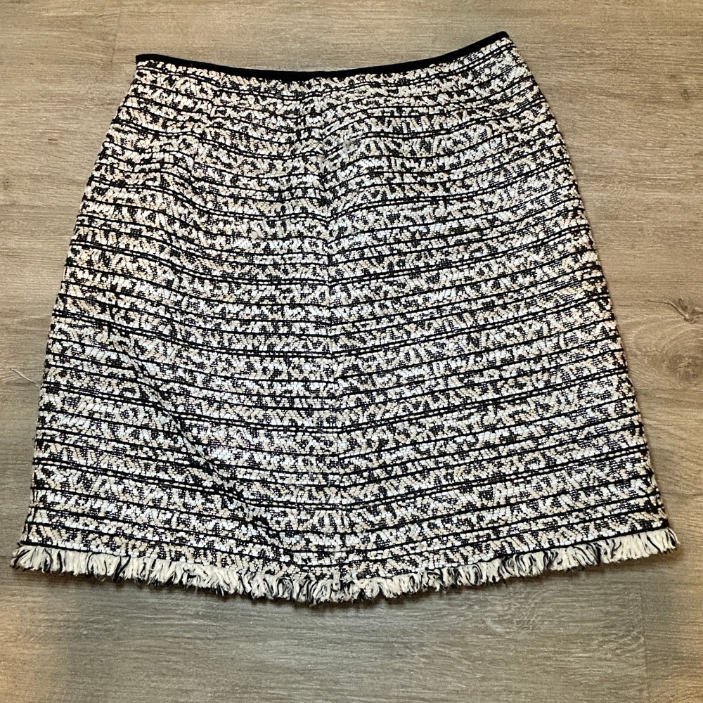 Nanette‎ Lepore Tweed Skirt Fringed Hem Metallic Accents Size 4